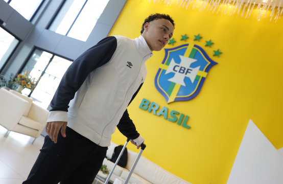 13AGO2026 CHEGADA SUB17 10 vinicius rocha.jpg