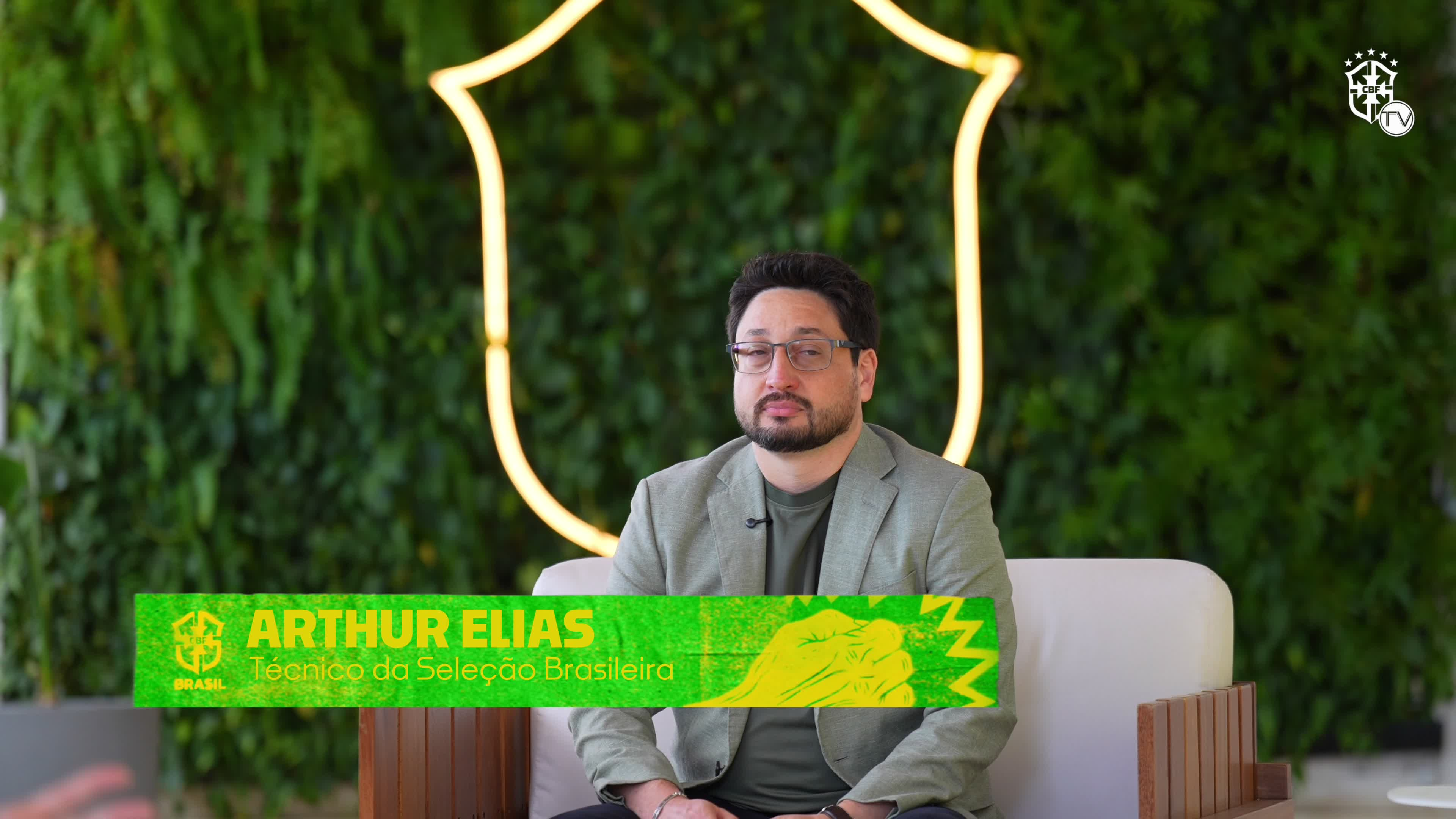 Entrevista com Arthur Elias.mov