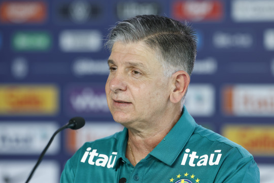 COLETIVA GUILHERME DALLADEA 11.jpg