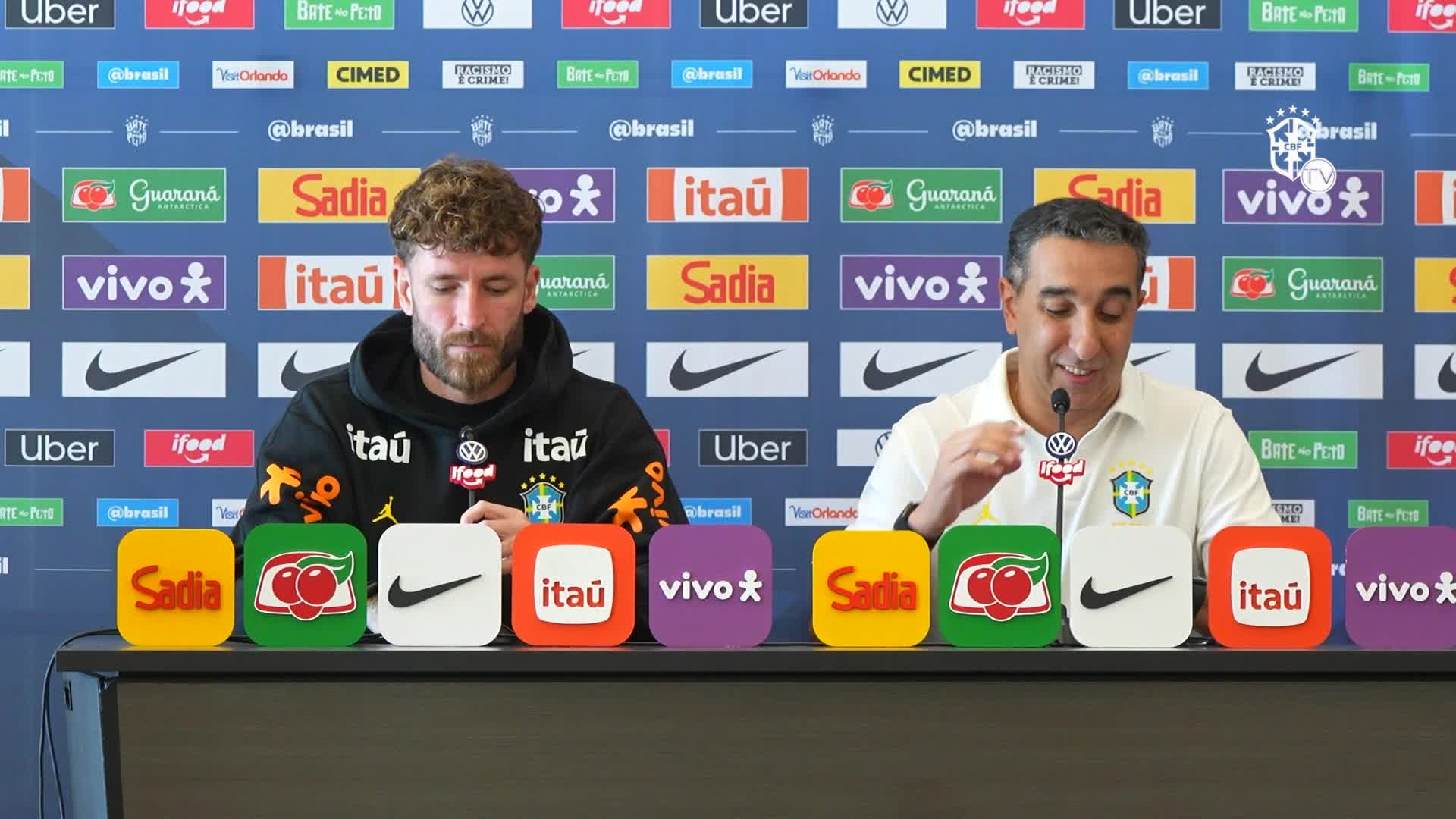 Coletiva com Léo Pereira 28-03-26.mp4