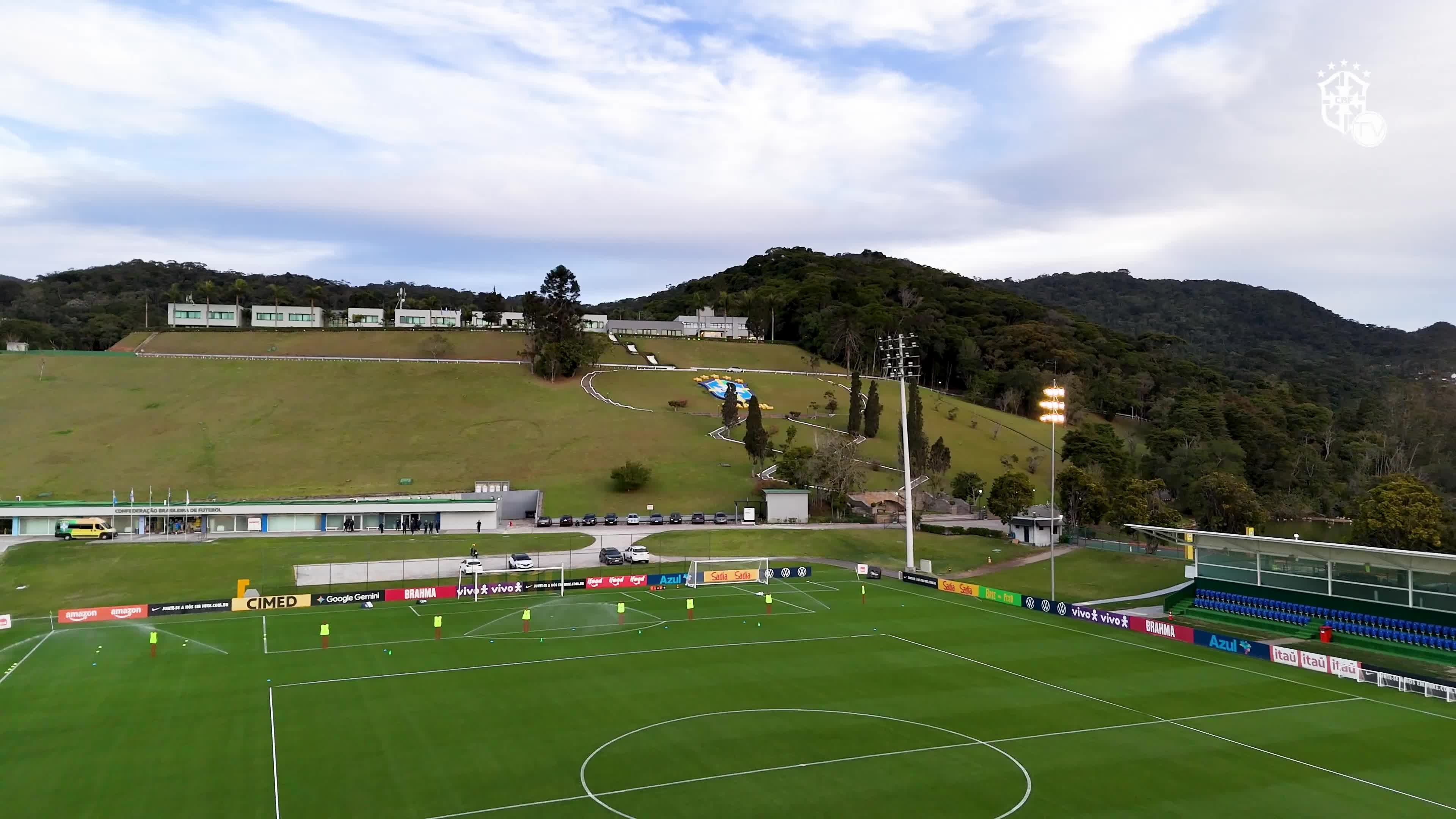 Seleção Sub-20 realiza primeiro treino na Granja.mp4